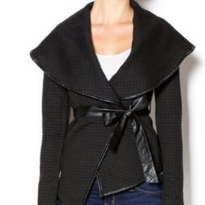 Wrap quilted jacket
